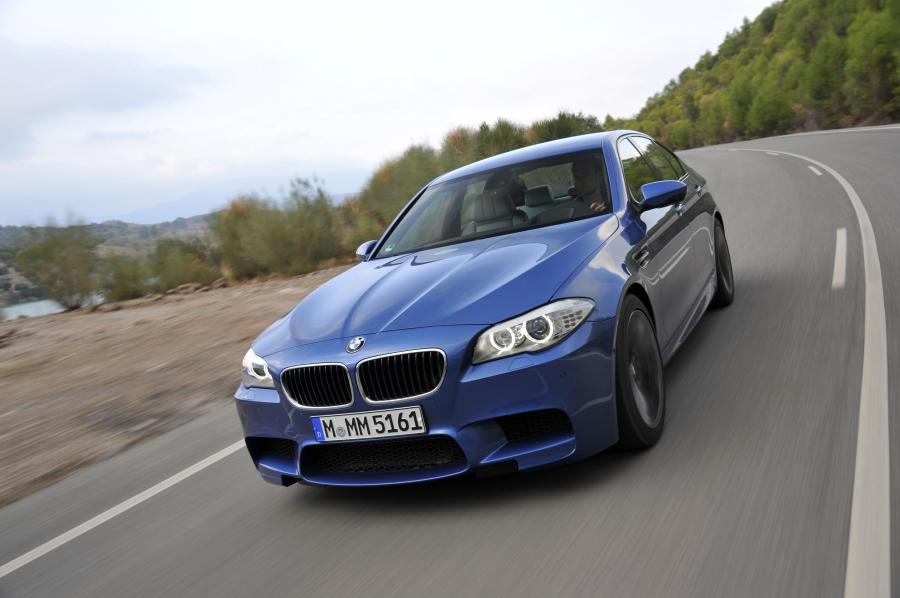  BMW M5 2011 года  (фото 134 из 344)